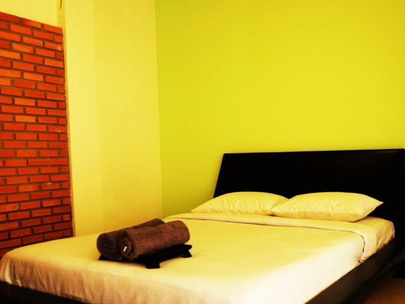 Smile House Guesthouse Csiangmaj Kültér fotó
